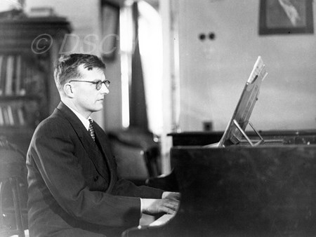 <p>In the office of his flat on Mozhaiskoe shosse. 1 …</p>