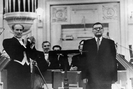 1953