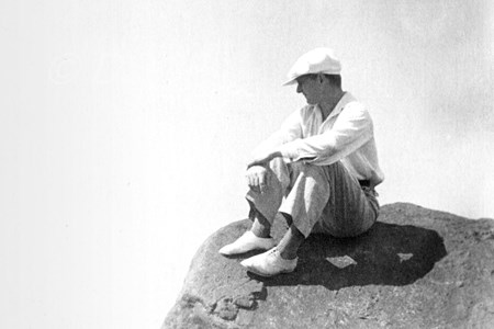 1937