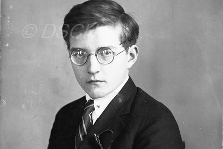 1927