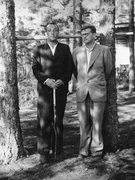 <p>Исаак Гликман и Дмитрий Шостакович. Комарово, 1948…</p>
