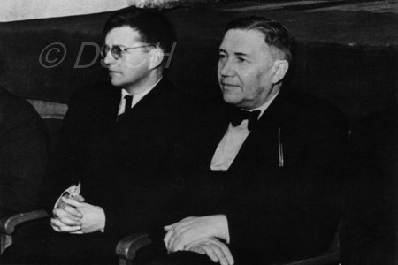 <p>Д. Д. Шостакович и Н. С. Голованов. Москва, 1945</p>